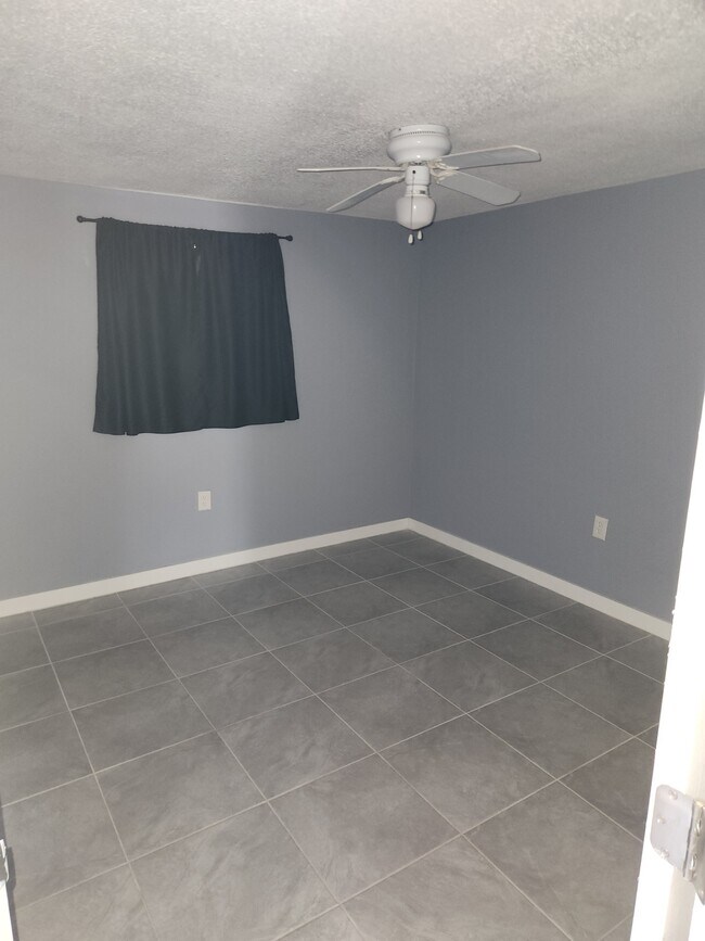 Bedroom 2 - 12511 1st Is