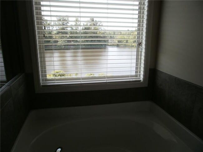 Building Photo - 4910 Plainsman Cir