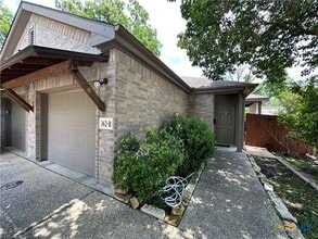 Building Photo - 362 E Faust St
