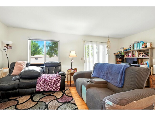 Building Photo - 2124 3rd St SW