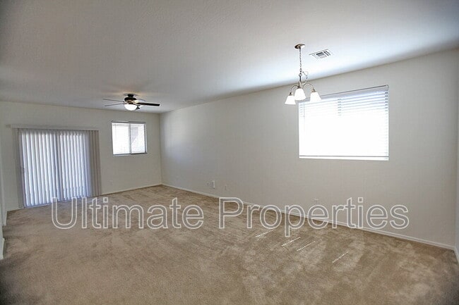 Building Photo - 11538 W Redfield Rd