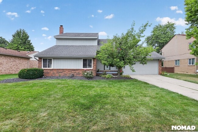 Building Photo - 1225 Whittier Dr