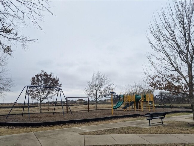 Building Photo - 1501 Treeta Trail