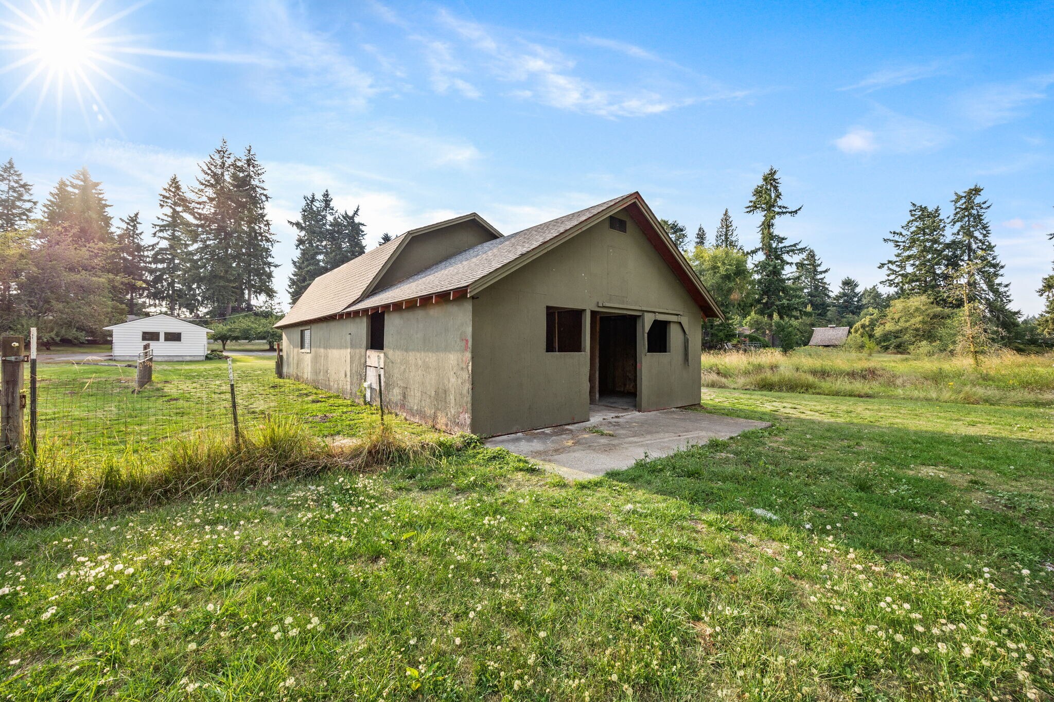 Building Photo - 12121 47th Ave E