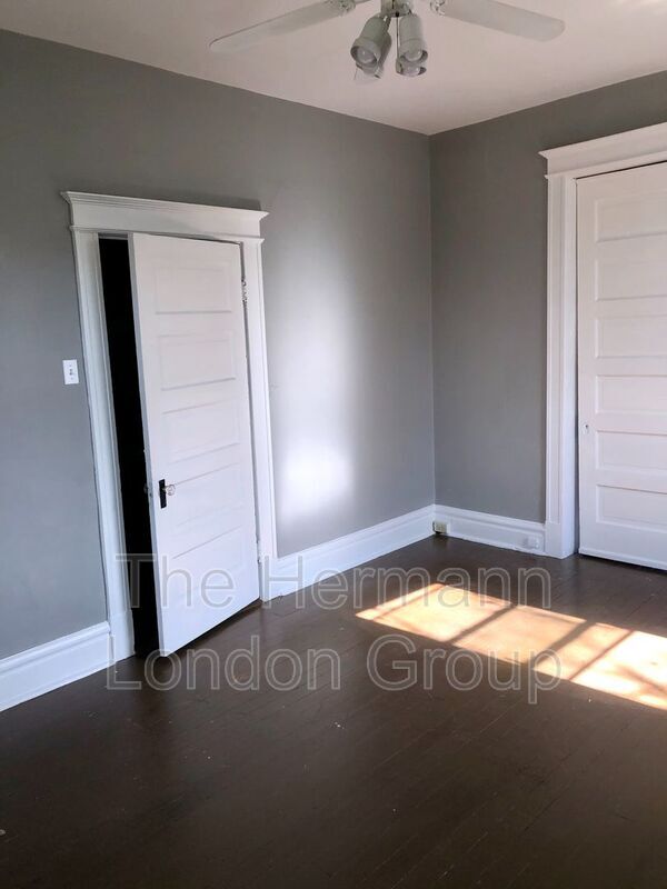 Building Photo - 512 Eiler St