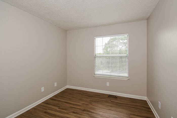 Building Photo - 2317 River Station Terrace