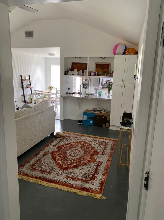 Building Photo - 5303 West Gate Blvd