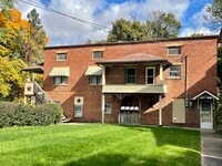 Building Photo - QUIET + PRIVATE 1 Bedroom Available!