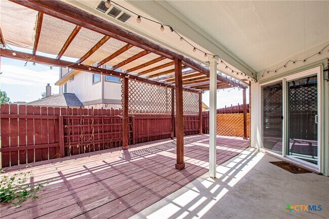 Building Photo - 301 Buckskin Trail