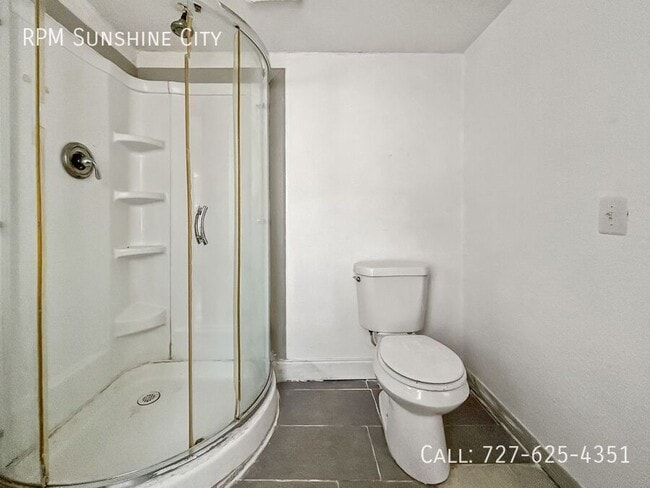 Building Photo - 3105 N 75th St