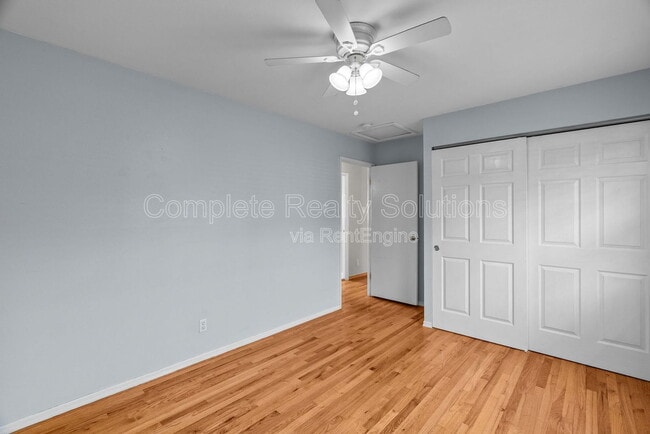 Building Photo - 12464 Glengate Dr