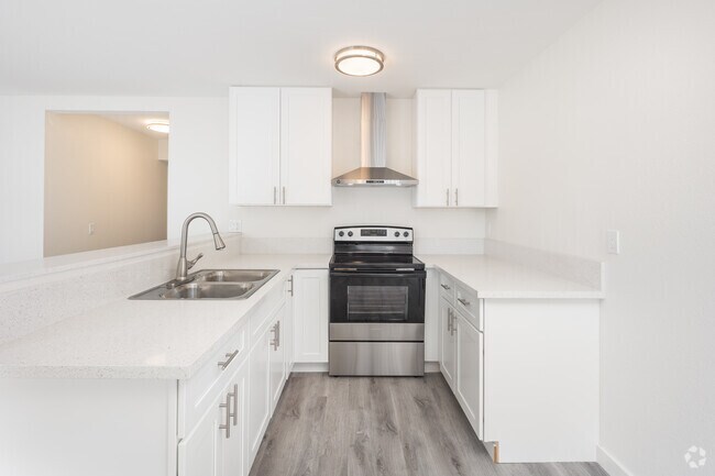 2BR, 2BA - 950SF - Kitchen - 875 N. Olive St.