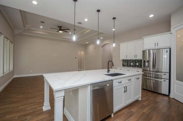 Building Photo - 14922 Indian Hill Trail