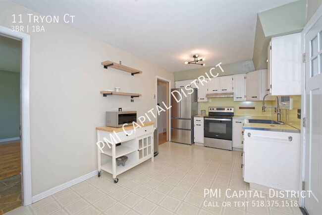 Building Photo - 11 Tryon Ct
