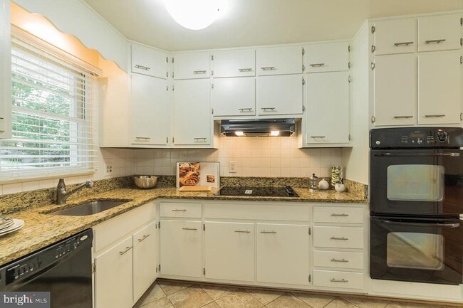 Building Photo - 6807 Winter Ln