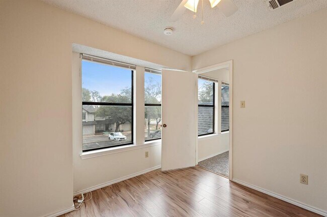 Building Photo - 12212 Brigadoon Ln