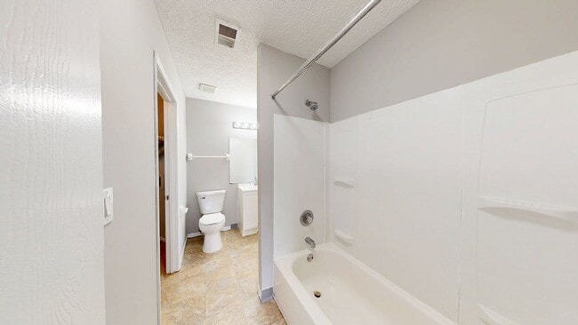 Building Photo - 3140 Walden Pl