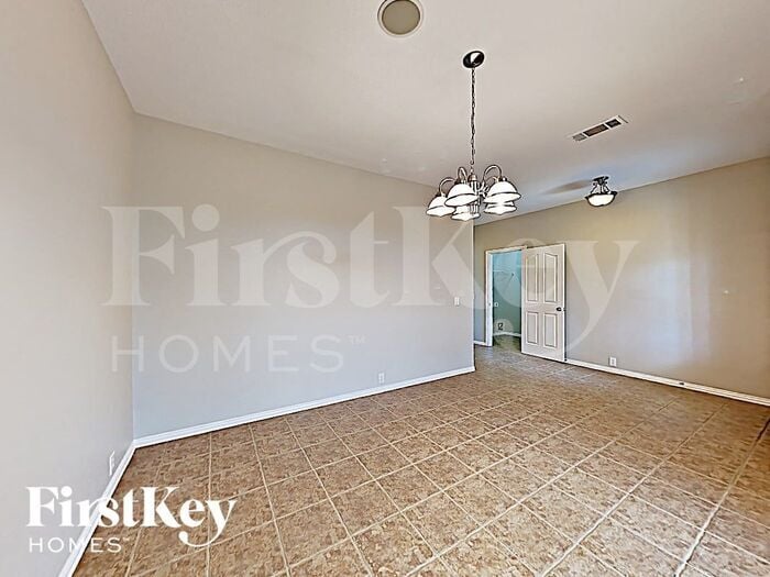 Building Photo - 816 Cutting Horse Dr