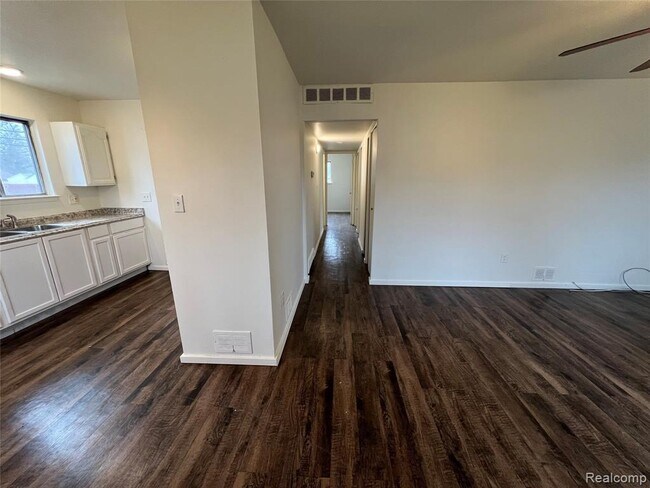 Building Photo - 11409 W Point St