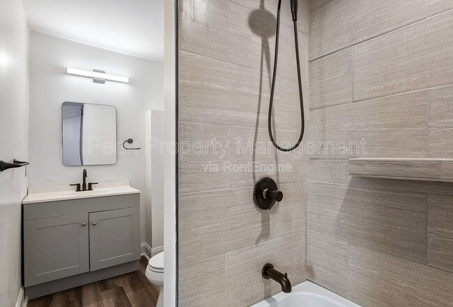 Building Photo - 2504 E Leigh St