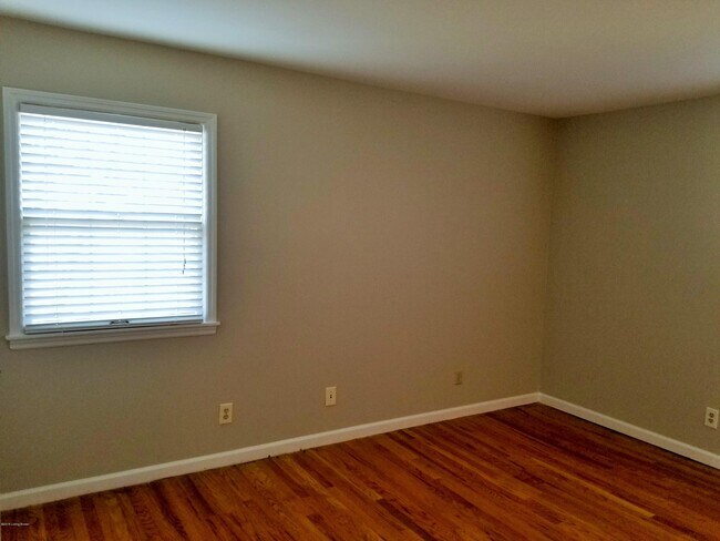 Building Photo - 8203 Camberley Dr