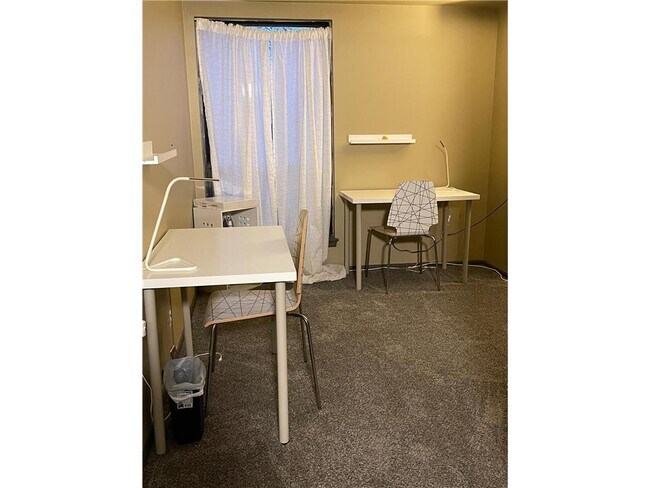 Building Photo - 6730 Vernon Ave S