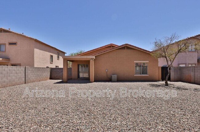 Building Photo - 9134 W Virginia Ave