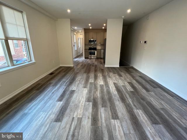 Building Photo - 1625 S 20th St