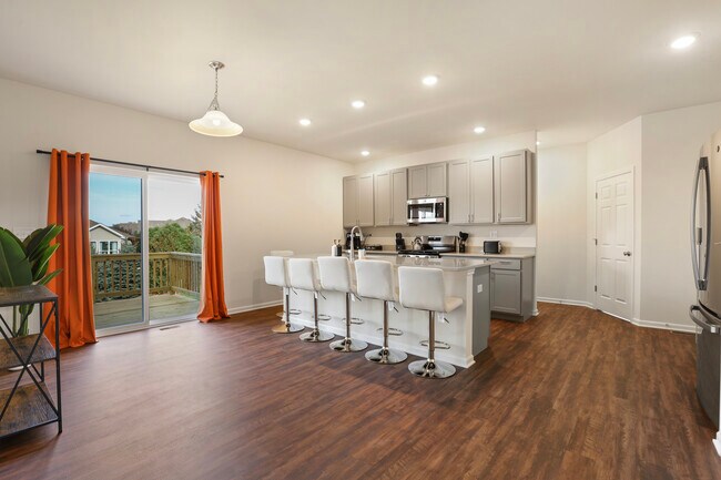 Building Photo - 2310 Truman Trail