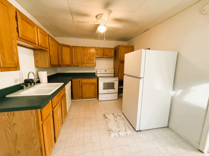 Building Photo - 1739 S Water St