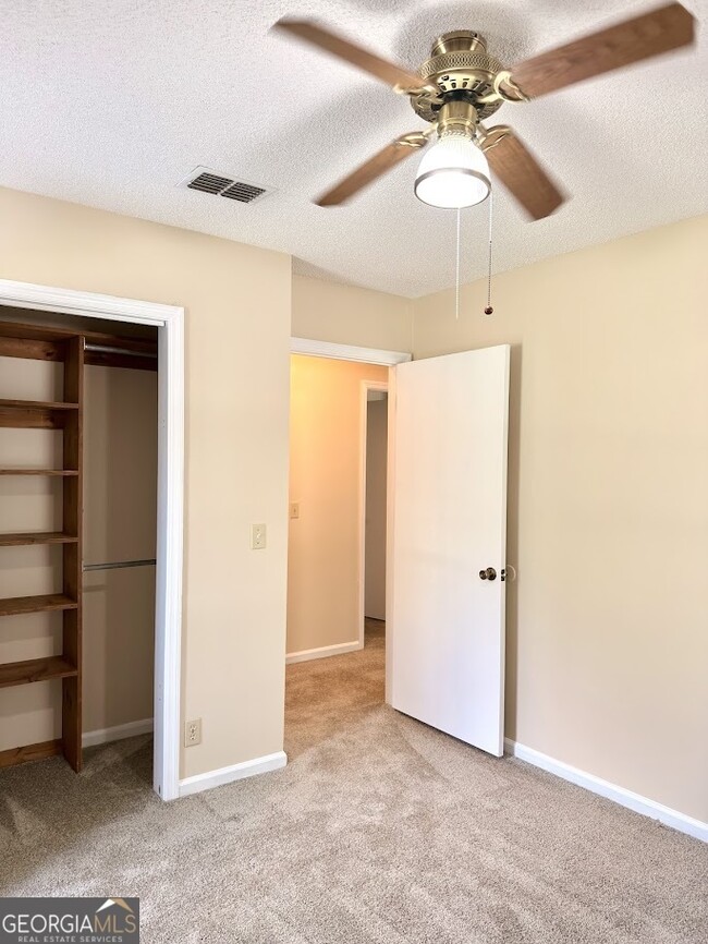 Building Photo - 202 Cypress Dr