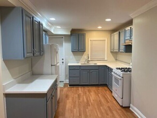 Building Photo - Historic Row Home in Pig Town - Downtown Baltimore Living at its Best