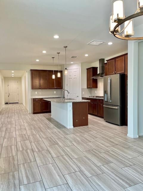 Building Photo - 71 W Megan St