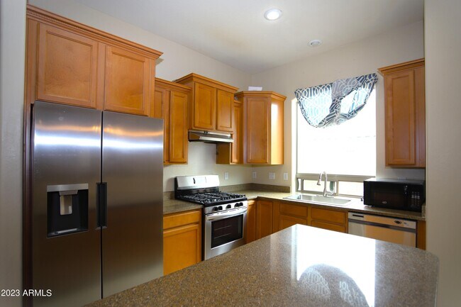 Building Photo - 779 E Mead Dr