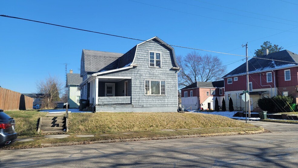 Building Photo - 658 S Rockhill Ave