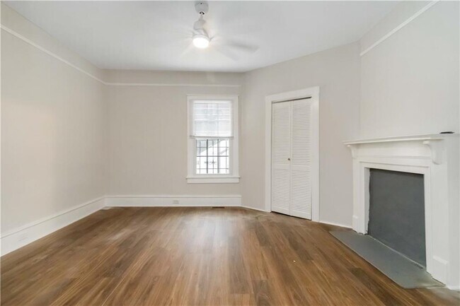 Building Photo - 2141 Fairburn Rd SW