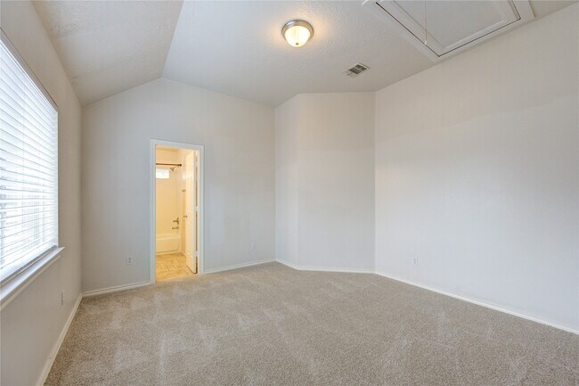Building Photo - 6727 Patricia Ln