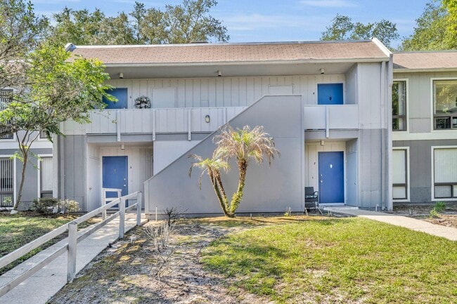 Building Photo - The Highlands in Winter Springs