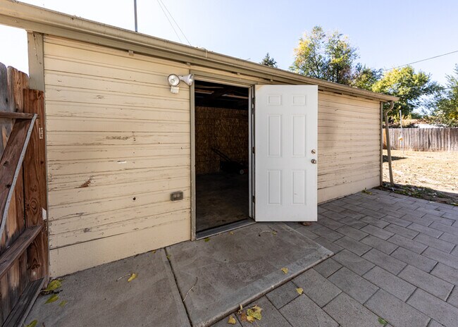 Building Photo - 4319 S Logan St