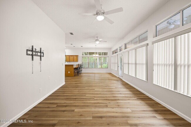 Building Photo - 6218 Hunters Ln