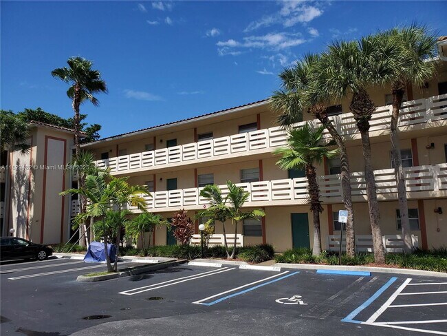 Building Photo - 3212 NW 102nd Terrace
