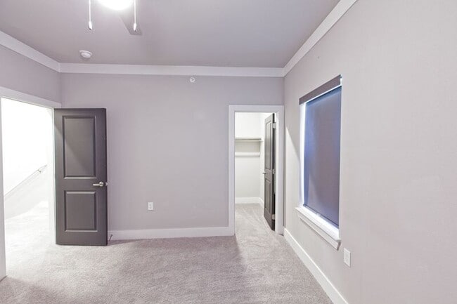 Building Photo - 3313 Wynwood Dr