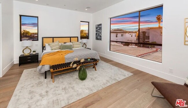 Building Photo - 1637 S Sherbourne Dr