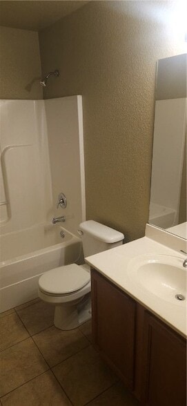 Building Photo - 195 S Pinyon Point