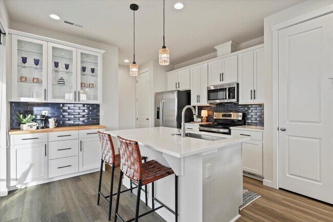 Building Photo - 12687 W Norterra Ln