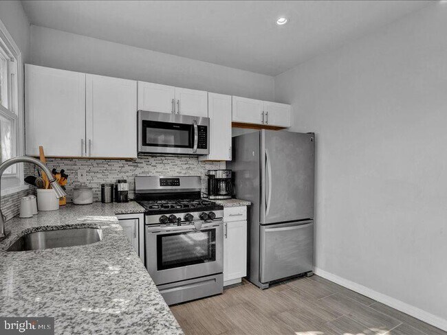 Building Photo - 2651 Aramingo Ave