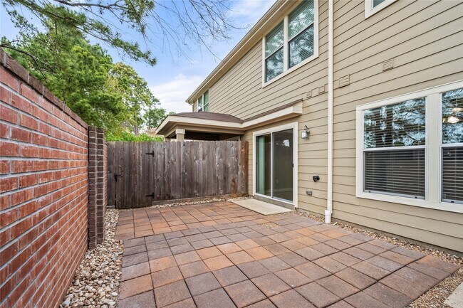 Building Photo - 16131 Sweetwater Fields Ln