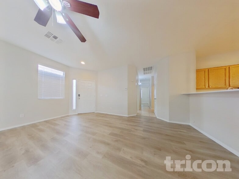 Building Photo - 12541 W Bird Ln