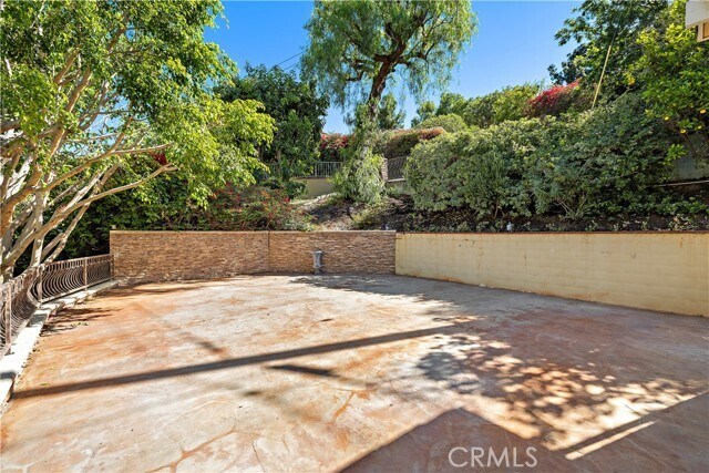 Building Photo - 11393 La Vereda Dr