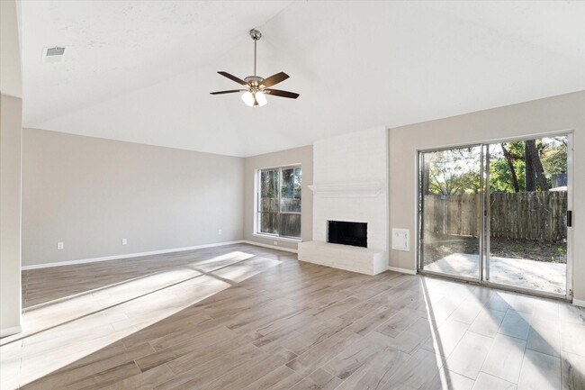 Building Photo - 22811 Cranberry Trail